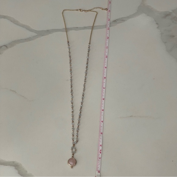 New Gold Tone Long Necklace featuring a Pink stone and Beads - Picture 4 of 4
